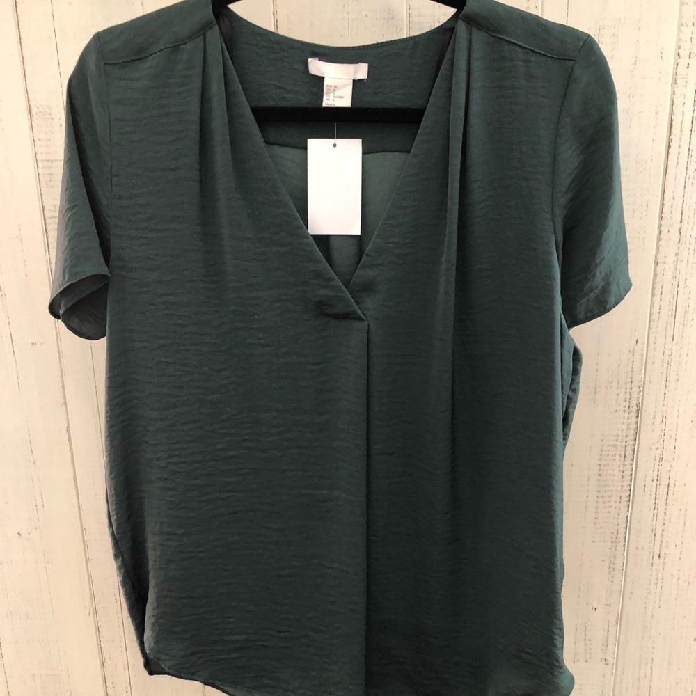 H&M top NEW sz 8